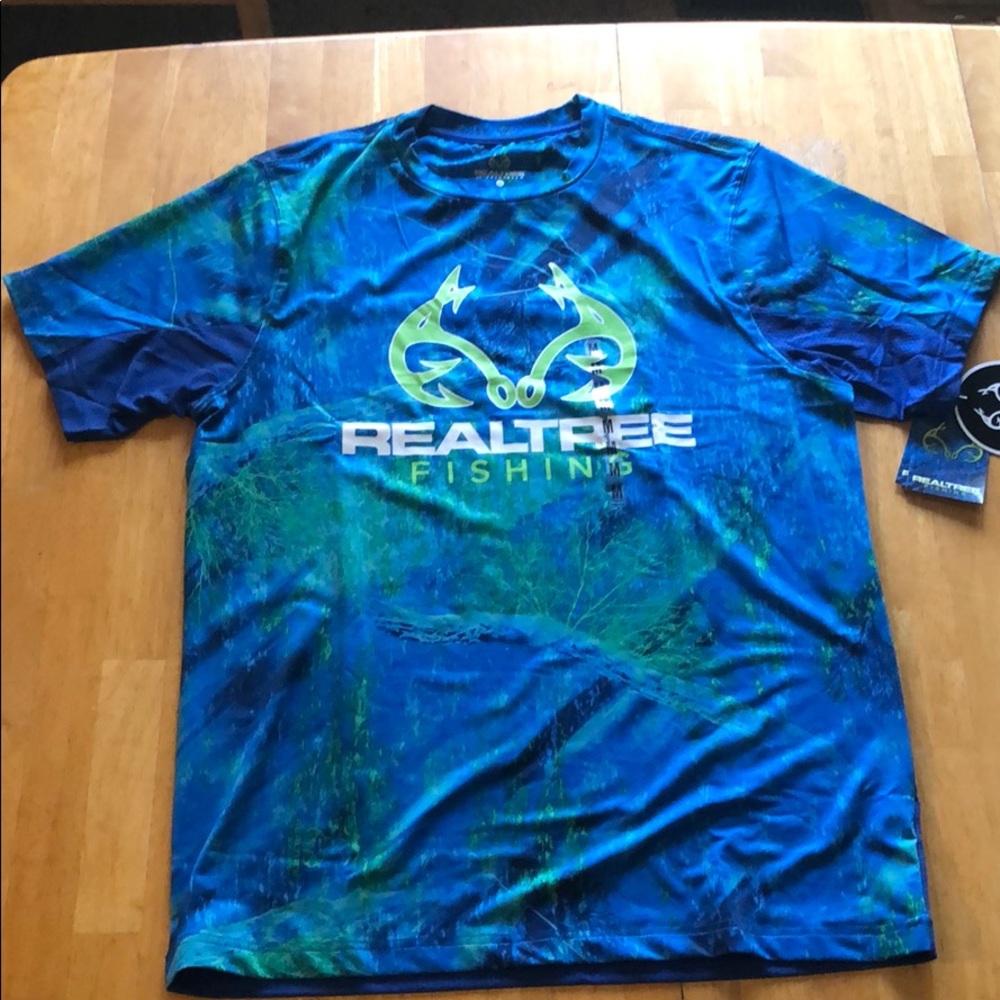 Realtree active tee